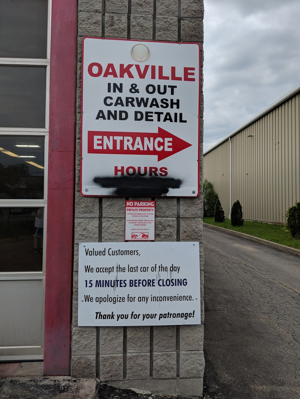 Oakville Car Wash & Detailing | 1129 Speers Rd, Oakville, ON L6L 2X5, Canada | Phone: (905) 849-1450