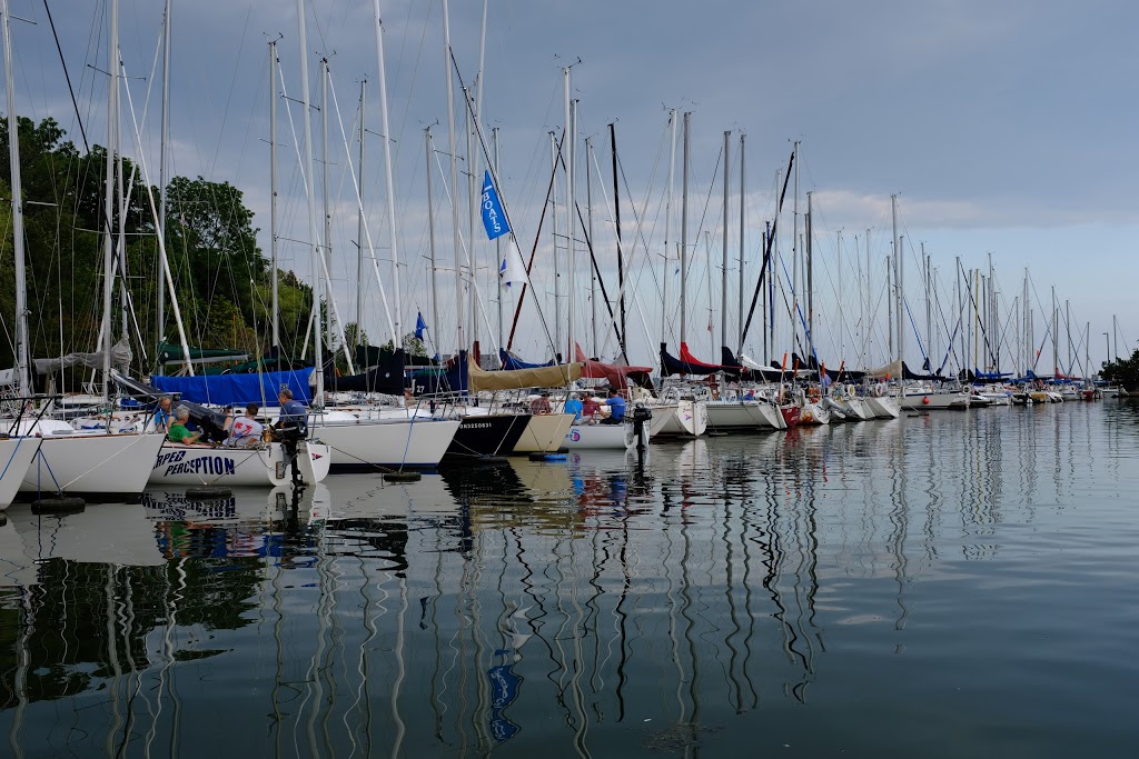 Oakville Yacht Squadron | 97 Forsythe St, Oakville, ON L6K 3R7, Canada | Phone: (905) 338-9379