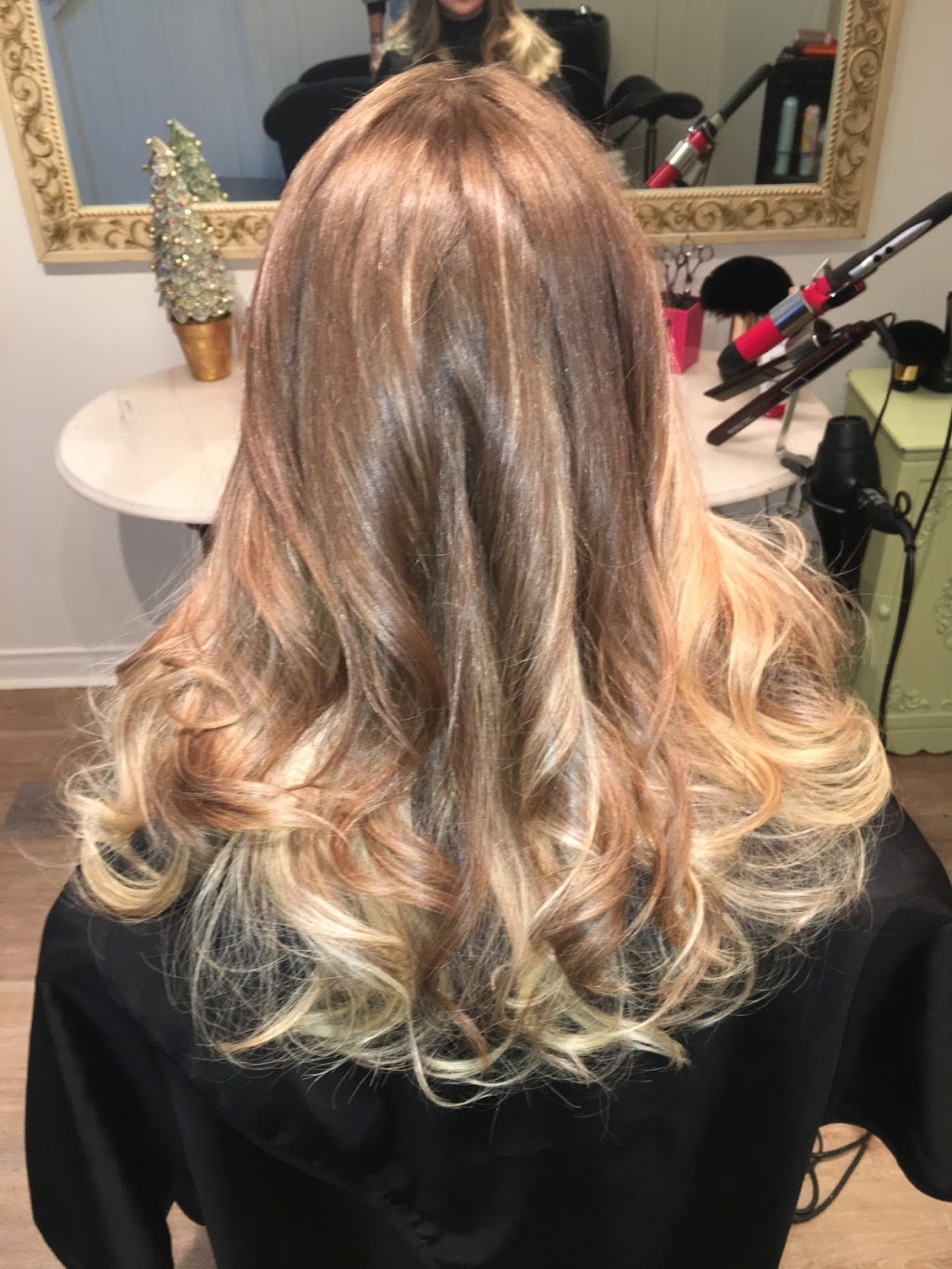 Vanessa Vander Salon De Coiffure | 78 Chemin des Couleurs, Saint-Sauveur, QC J0R 1R2, Canada | Phone: (514) 585-2858