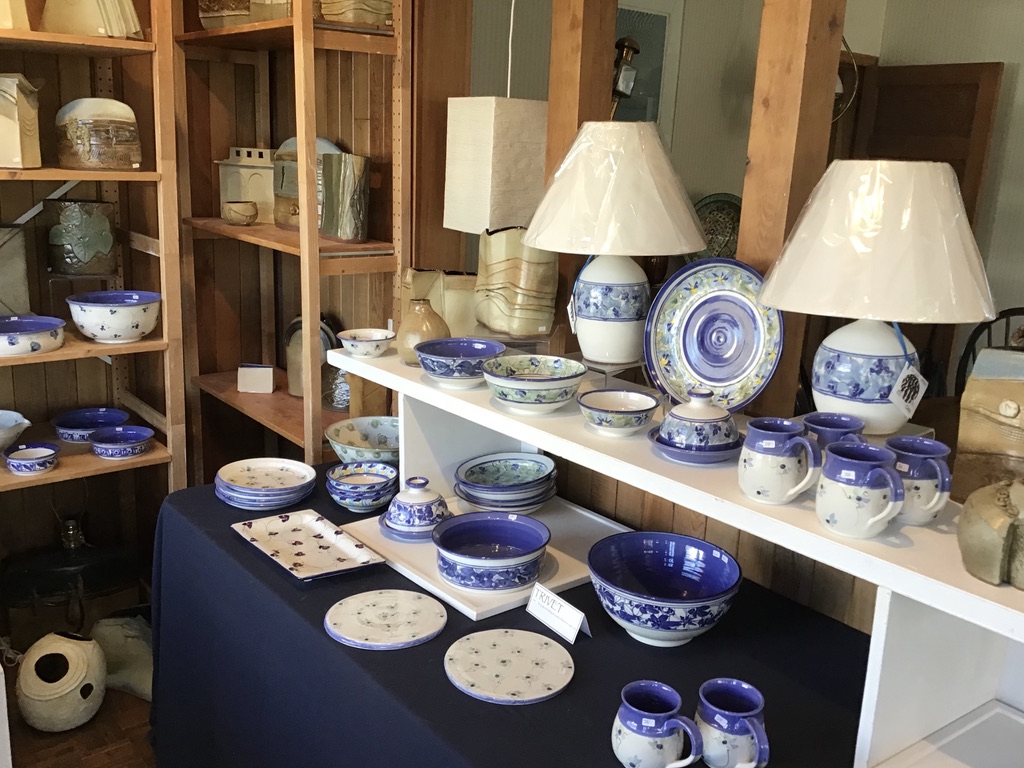 SAMPHIRE POTTERY | 2944 Kidd Rd, Surrey, BC V4A 3H9, Canada | Phone: (604) 535-2144