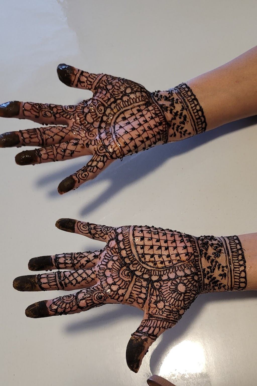 Henna By Mandygill | 33 Saddlelake Gardens NE, Calgary, AB T3J 0R6, Canada | Phone: (604) 362-4057