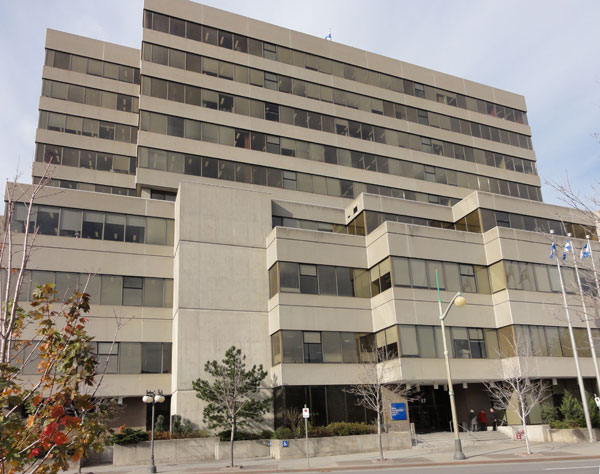 Gatineau courthouse | 17 Rue Laurier, Gatineau, QC J8X 4C1, Canada | Phone: (819) 776-8100