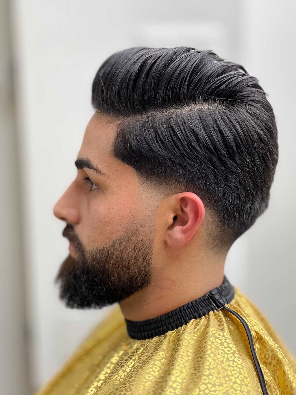 Clacket barber shop | 755 Davis Dr, Newmarket, ON L3Y 2R2, Canada | Phone: (905) 235-7020