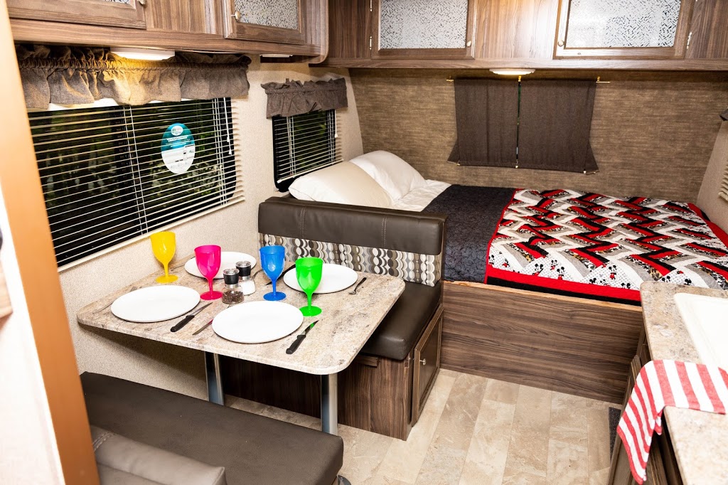 Castaway North RV Travel Trailer Rentals | 148 Brian Blvd, Waterdown, ON L8B 0C9, Canada | Phone: (905) 315-0844