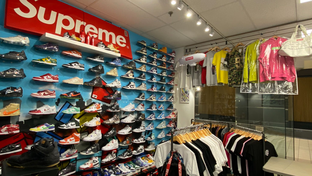 Premier Hype | 595 Bay St., Toronto, ON M5G 2R3, Canada | Phone: (416) 979-3151