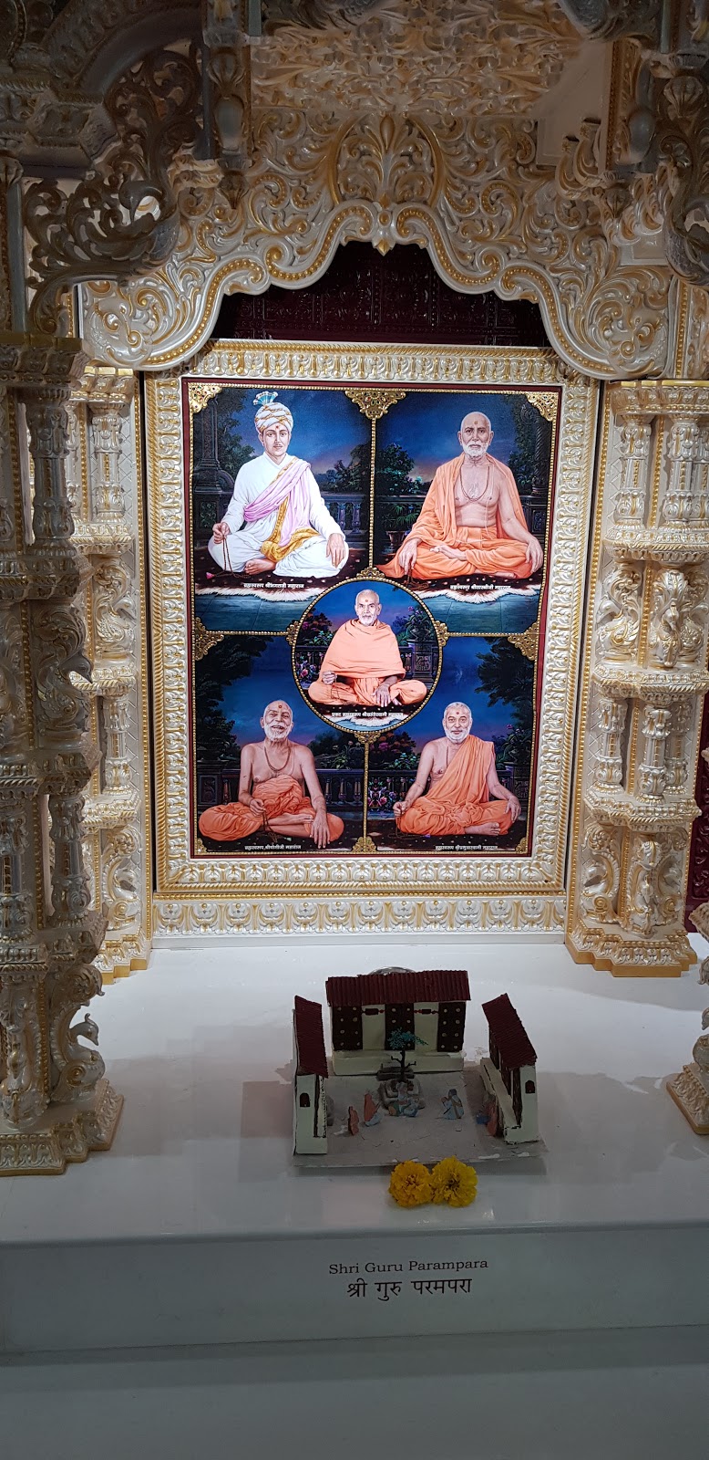 BAPS Shri Swaminarayan Hindu Mandir | 1767 Northway Ave, Windsor, ON N9B 3M1, Canada | Phone: (226) 221-9494