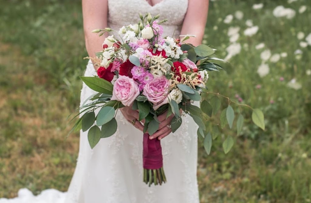 A Beautiful Wild Flower Farm | 7460 Aylesford Rd, Aylesford, NS B0P 1C0, Canada | Phone: (902) 670-8616