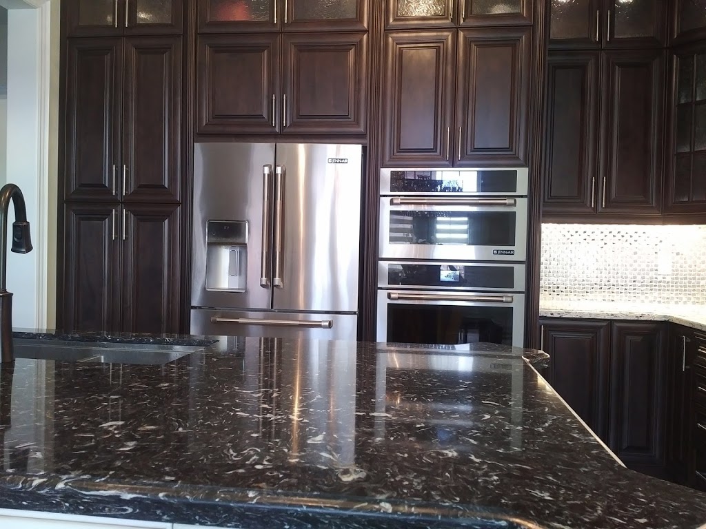 Rosewood Kitchens | 6975 Tranmere Dr, Mississauga, ON L5S 1M2, Canada | Phone: (905) 612-8484