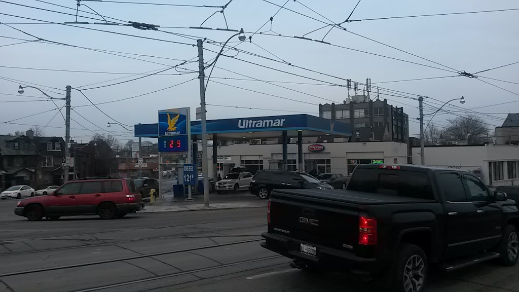 Ultramar | 1762 Dundas St W, Toronto, ON M6K 1V6, Canada | Phone: (416) 535-7178