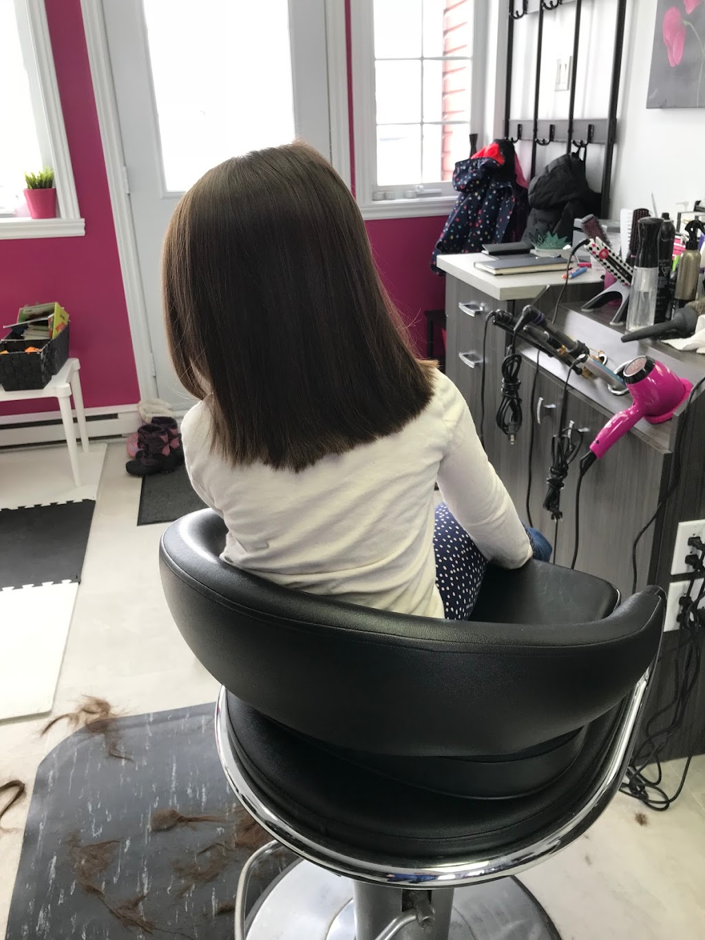 Coiffure Isany | 145 Rue des Tourelles, Saint-Paul, QC J0K 3E0, Canada | Phone: (450) 760-7832