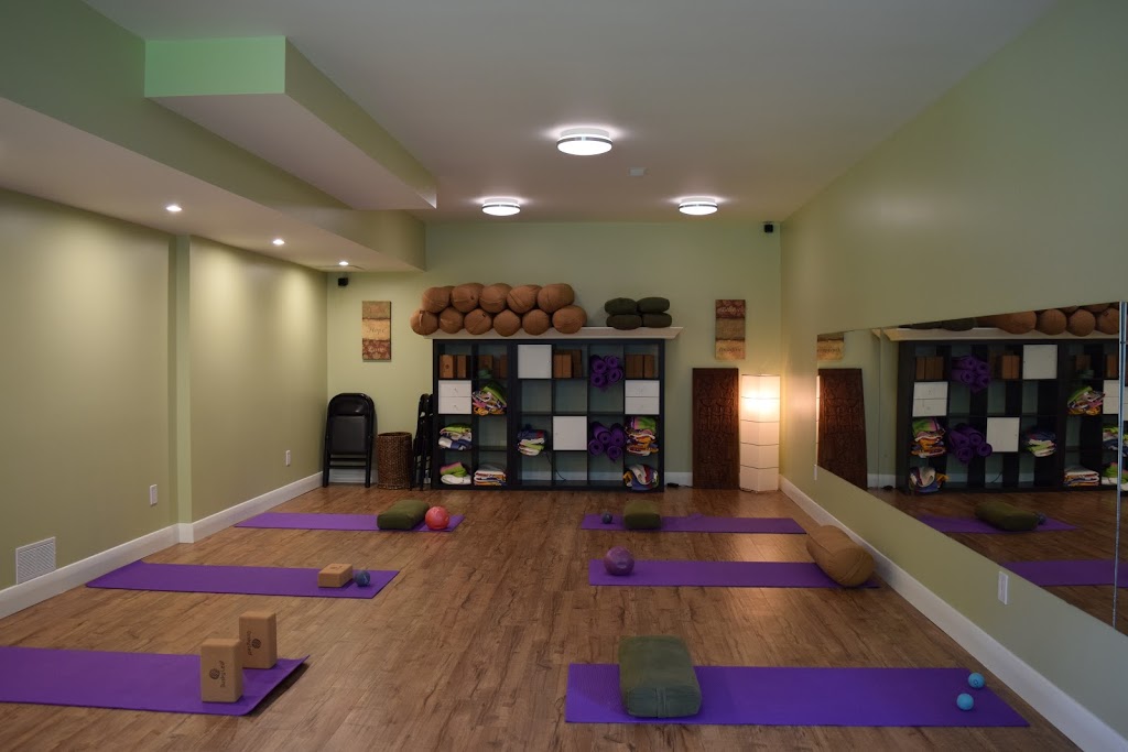 Yoga For Your Knots | 2060 Richardson Side Rd, Carp, ON K0A 1L0, Canada | Phone: (613) 797-7347