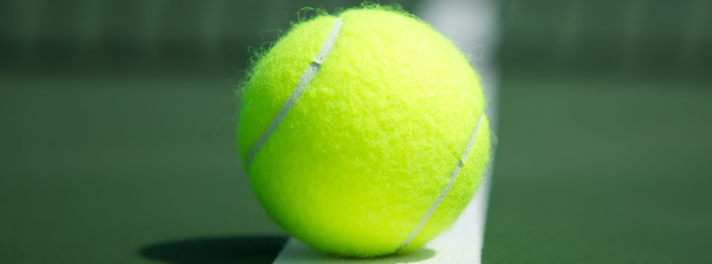 Total Tennis | 1 Community Centre Ln, Aurora, ON L4G 7B1, Canada | Phone: (416) 565-8774