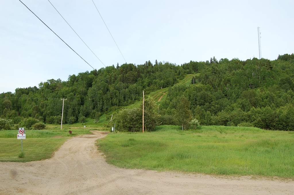 Motel Du Mont trinity | 180 Chem. du Mont-Trinité, Saint-Michel-des-Saints, QC J0K 3B0, Canada | Phone: (877) 833-5467