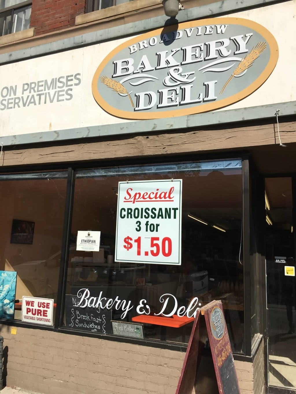 Broadview Bakery & Deli | 728 Queen St E, Toronto, ON M4M 1H2, Canada | Phone: (416) 466-2118