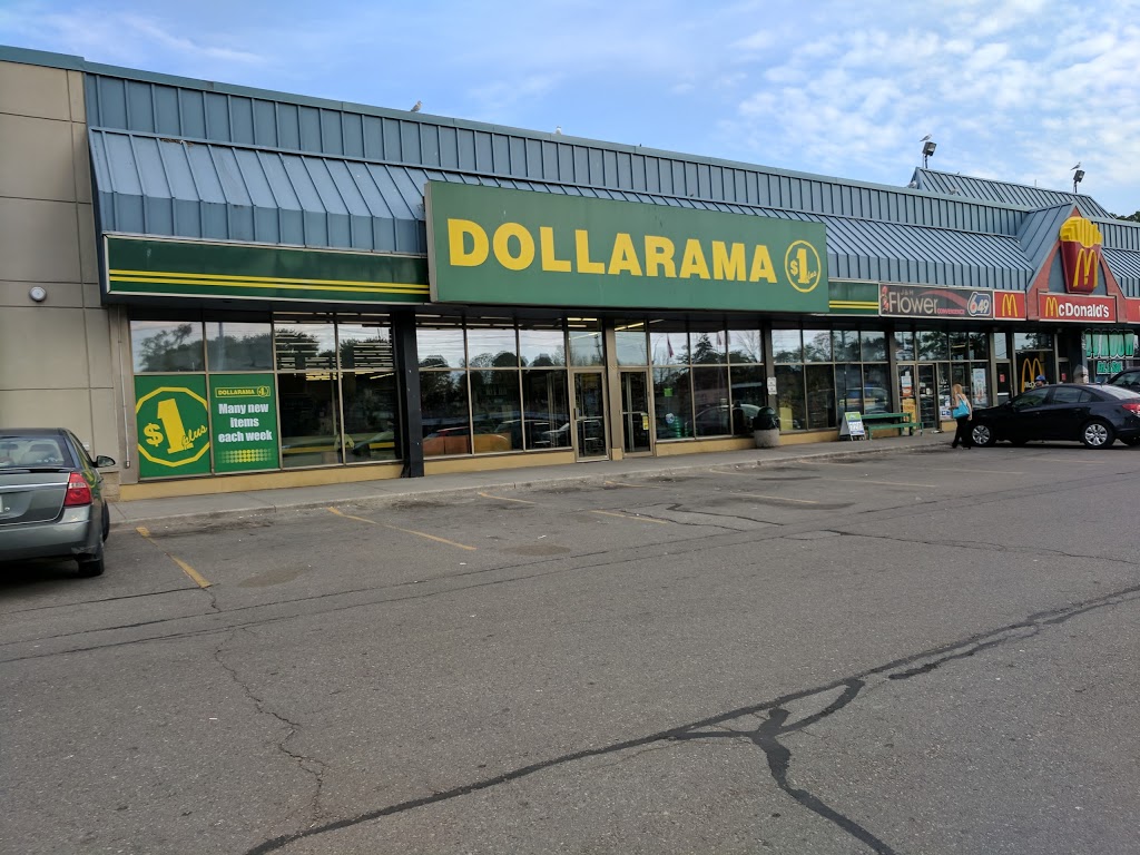 Dollarama | 585 Lakeshore Rd E Cavenshore Shopping Centre, Mississauga, ON L5G 1H9, Canada | Phone: (905) 271-0689