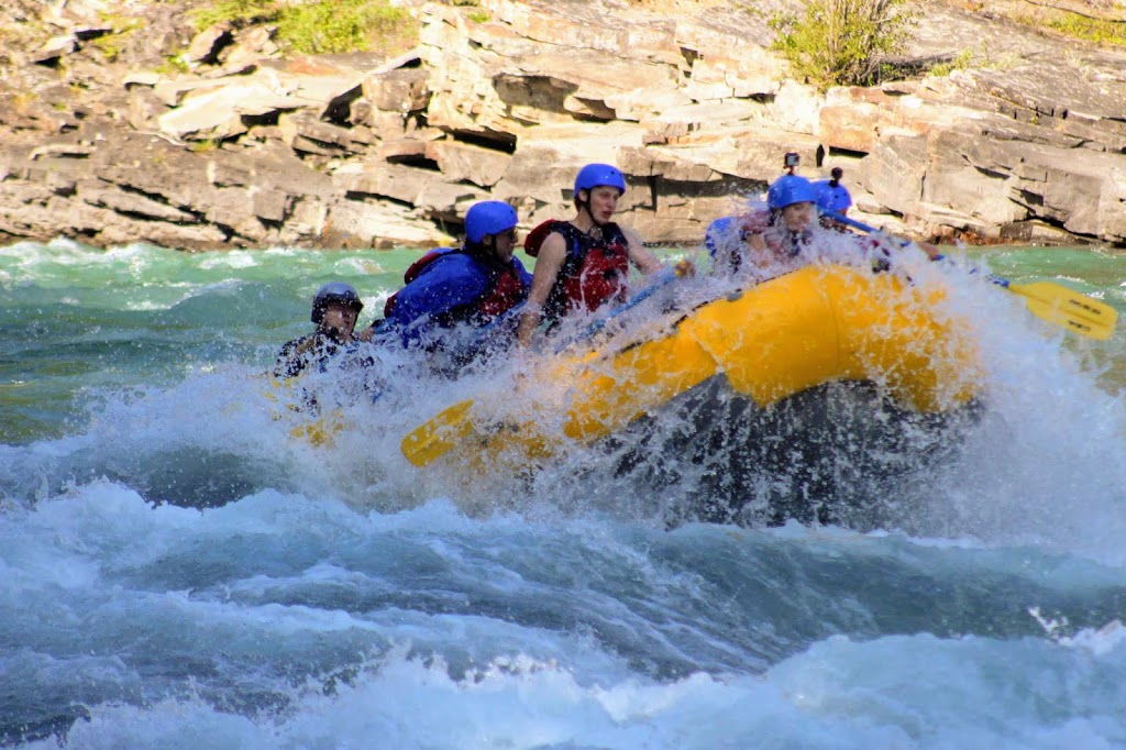 Chinook Rafting | Riverbase, Stoney 142, 143, 144, AB T0L, Canada | Phone: (866) 330-7238