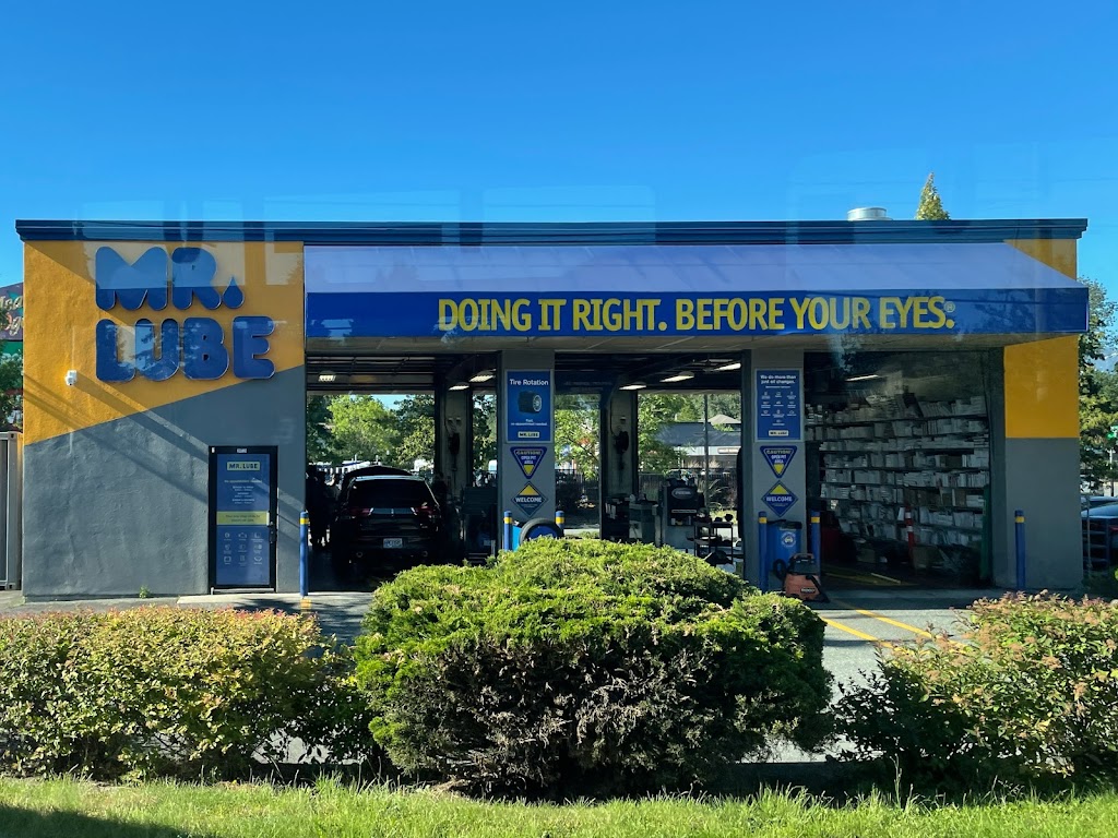 Mr. Lube + Tires | 20719 Lougheed Hwy., Maple Ridge, BC V2X 2R2, Canada | Phone: (604) 466-4806