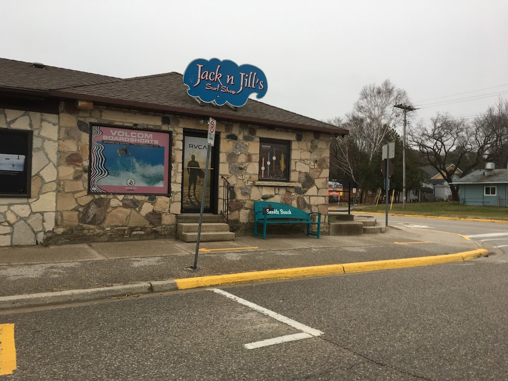 Jack N Jill Surf Shop | 107 Main St, Sauble Beach, ON N0H 2G0, Canada | Phone: (519) 422-1440