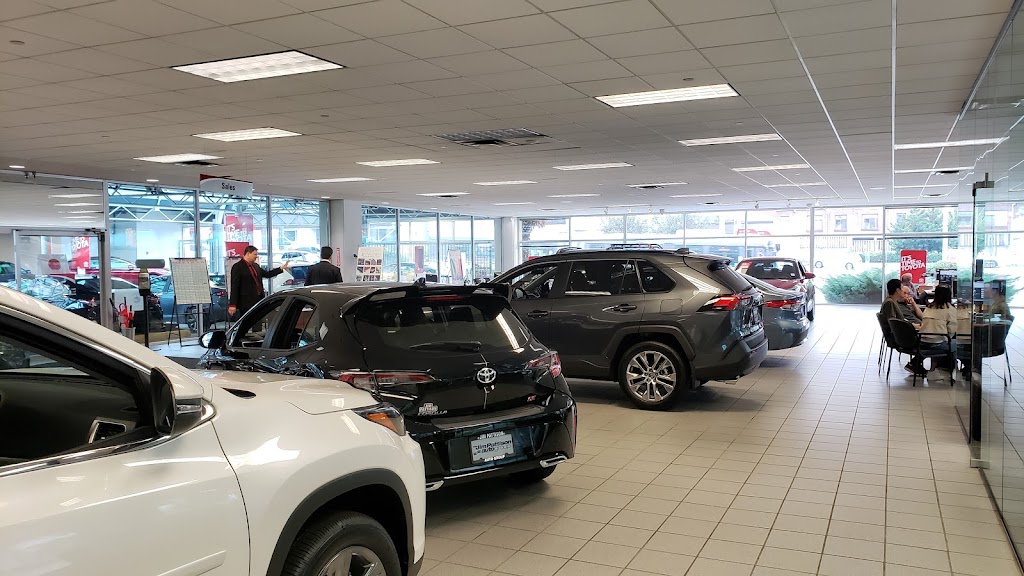 Jim Pattison Toyota Downtown | 1290 Burrard St, Vancouver, BC V6Z 1Z1, Canada | Phone: (604) 682-8881