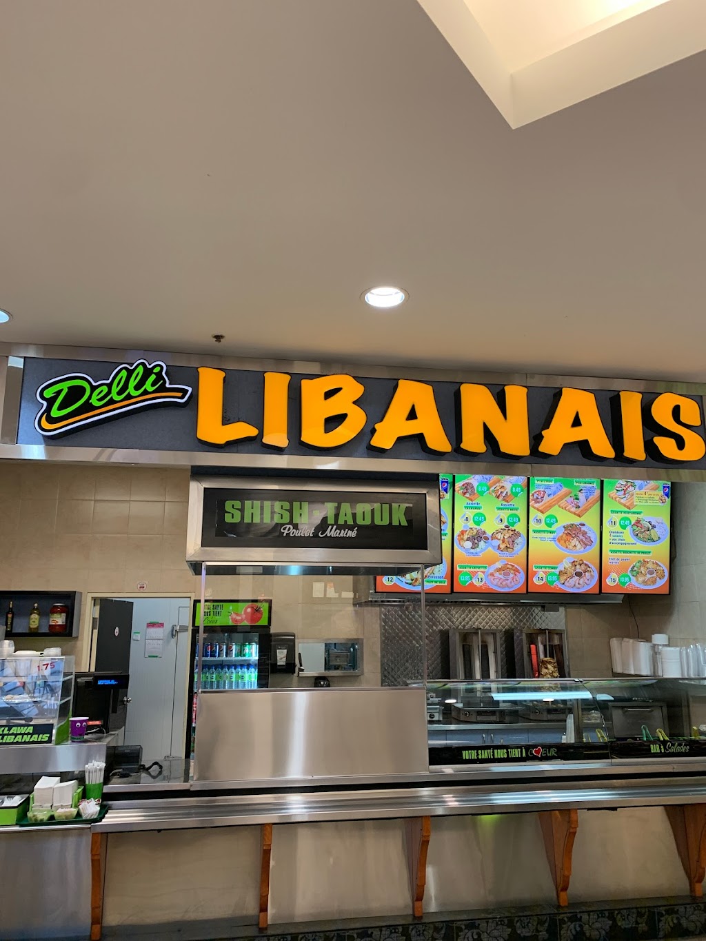 Delli Libanais | 3333 Rue du Carrefour, Québec, QC G1C 5R9, Canada | Phone: (581) 981-5678