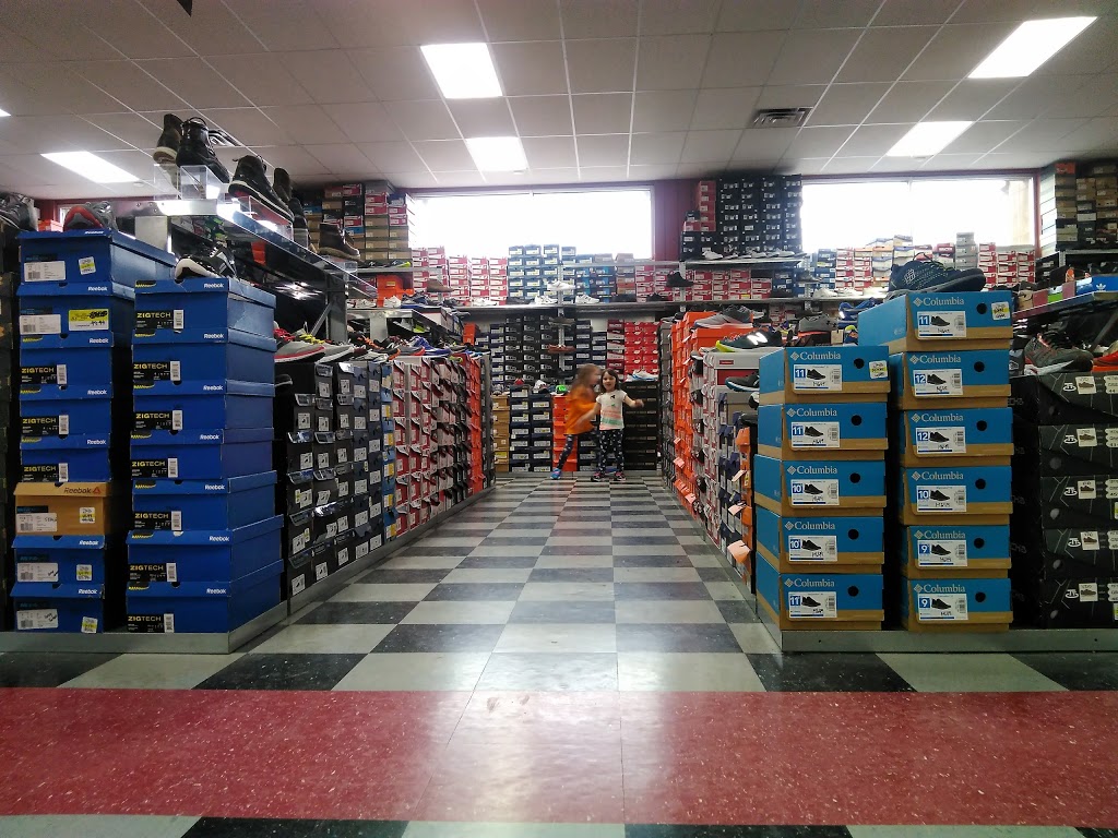 Als Shoe Factory Outlet | 135 King George Rd, Brantford, ON N3R 5K7, Canada | Phone: (519) 759-3900