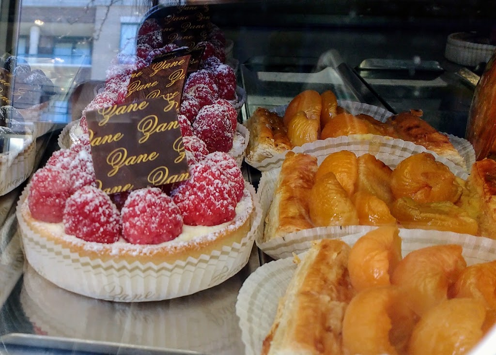 Zane Patisserie | 1842 Queen St E, Toronto, ON M4L 1H1, Canada | Phone: (416) 690-2813