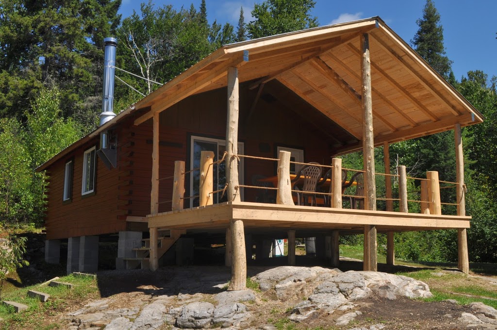 Outfitter Pavilion Basilières | 3328 Chemin Brassard, Saint-Zénon, QC J0K 3N0, Canada | Phone: (450) 884-0228