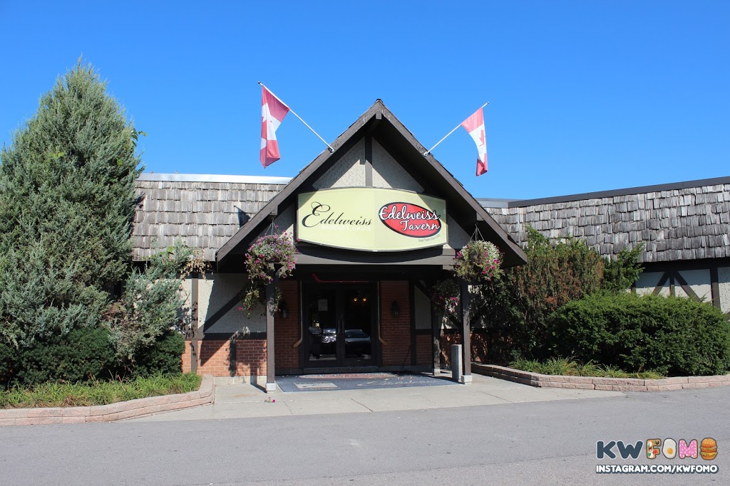 Edelweiss Tavern | 600 Doon Village Rd, Kitchener, ON N2P 1G6, Canada | Phone: (519) 748-0221