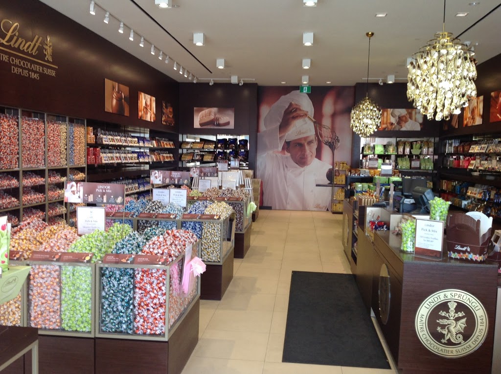 Lindt Chocolate Shop | 1230 Wellington Rd Unit 103B, London, ON N6E 1M3, Canada | Phone: (519) 681-7777