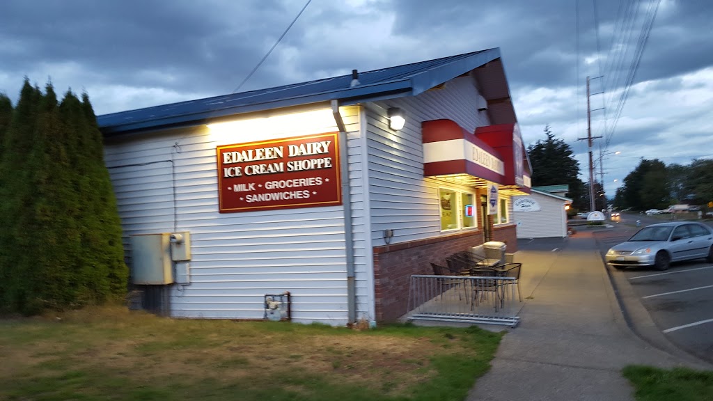 Edaleen Dairy Store | 1011 E Grover St, Lynden, WA 98264, USA | Phone: (360) 746-8664