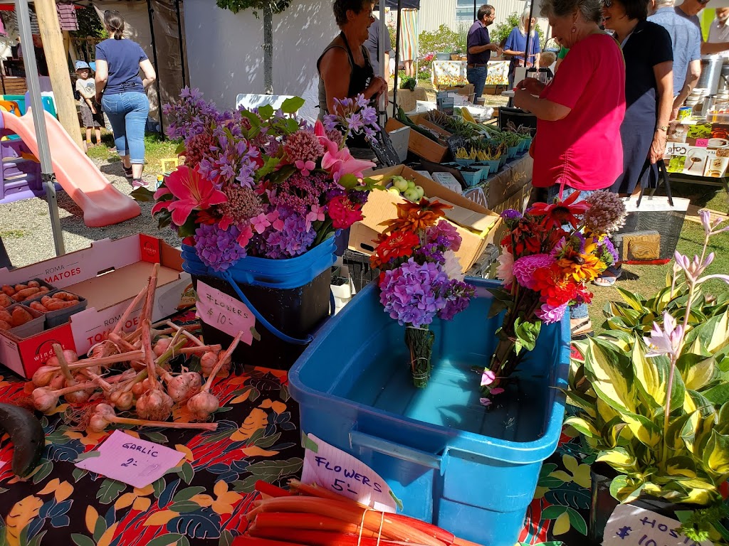 The North Saanich Farm Market | 10990 W Saanich Rd, North Saanich, BC V8L 5P6, Canada | Phone: (250) 655-3043