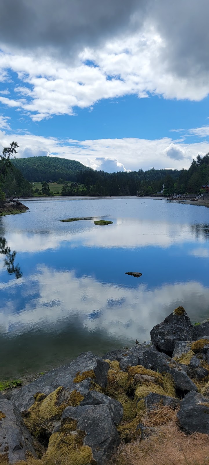 Maple Bay Municipal Wharf | D St, Duncan, BC V9L 5X8, Canada | Phone: (250) 246-4655