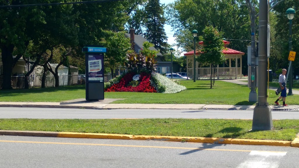 Parc Carré-Dorion | Autoroute du Souvenir, Vaudreuil-Dorion, QC J7V 0H4, Canada