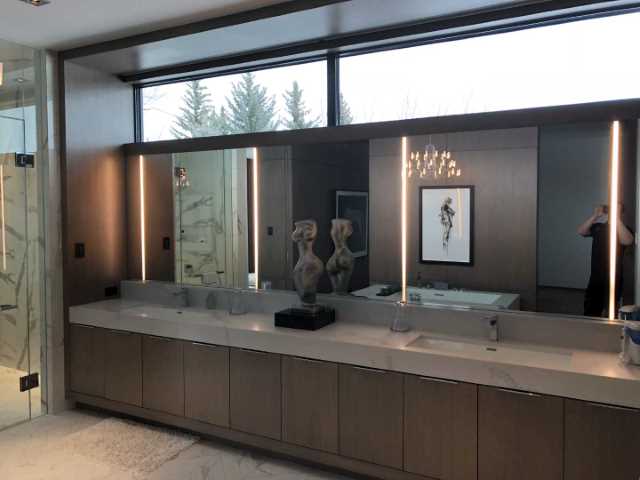 Shower View Glass to Glass Inc | 175 Albert St E, Alliston, ON L9R 1W8, Canada | Phone: (647) 960-0340