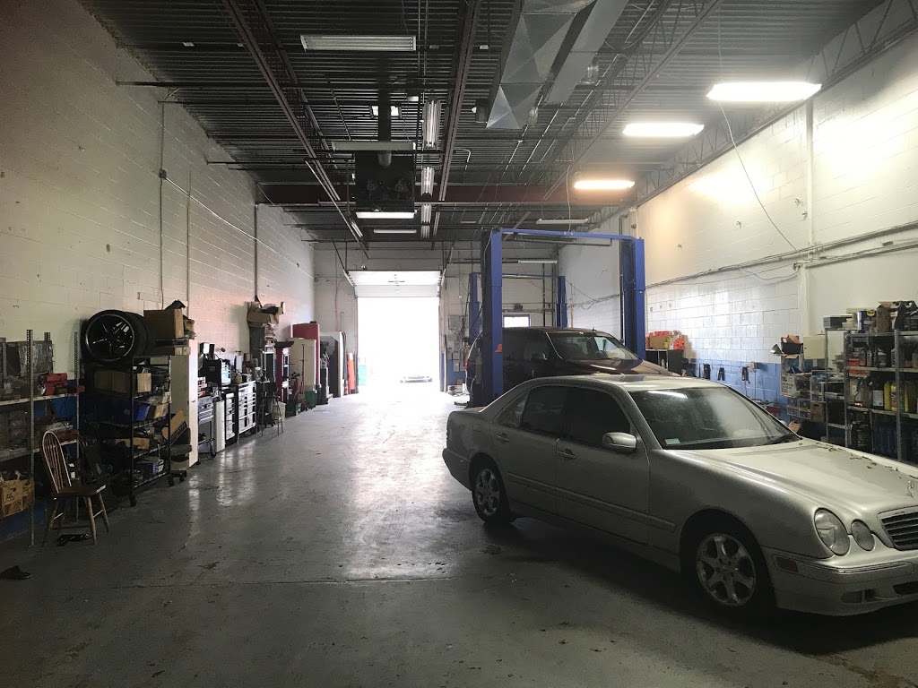 Motor Mechanic | Back Bay door, 1 High Meadow Pl unit 20, North York, ON M9L 0A3, Canada | Phone: (905) 264-2299