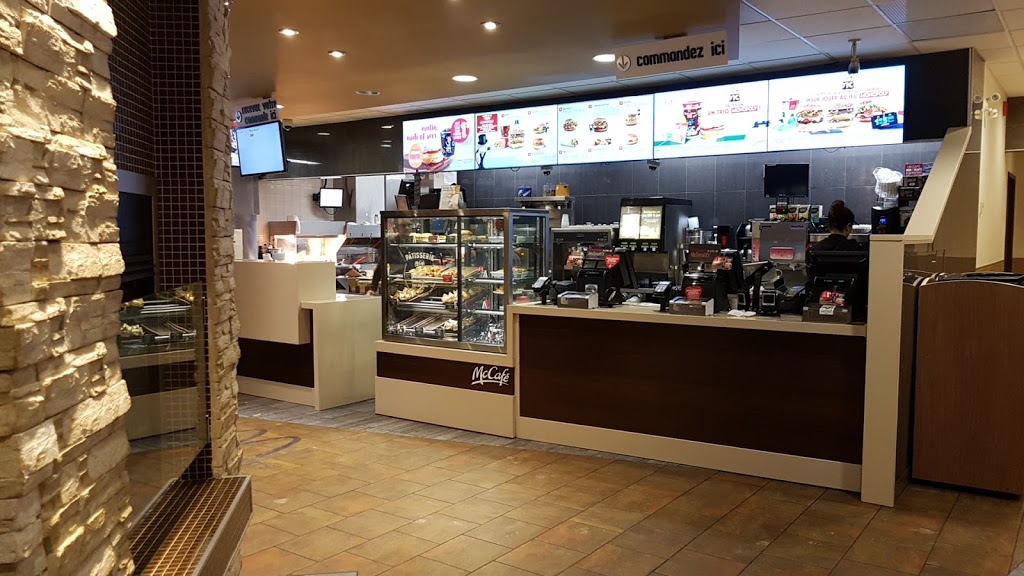 McDonalds | 575 Chemin de Touraine Bureau 400, Boucherville, QC J4B 5E4, Canada | Phone: (450) 641-7800