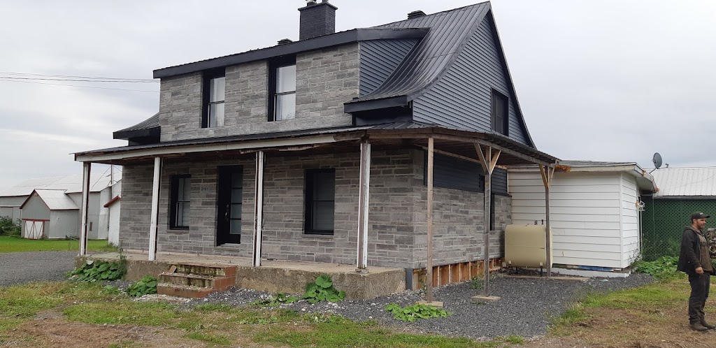 Ferme La Mansarde | 2201 Chem. Aubin, Saint-Nicolas, QC G7A 2N3, Canada | Phone: (418) 836-2075