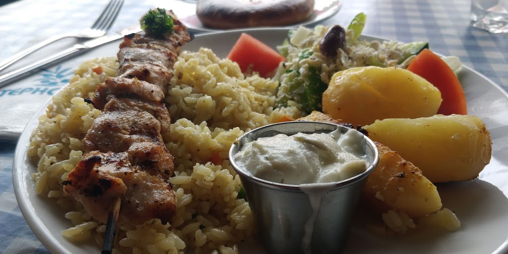 Stephos Souvlaki Greek Taverna | 1124 Davie St, Vancouver, BC V6E 1N1, Canada | Phone: (604) 683-2555