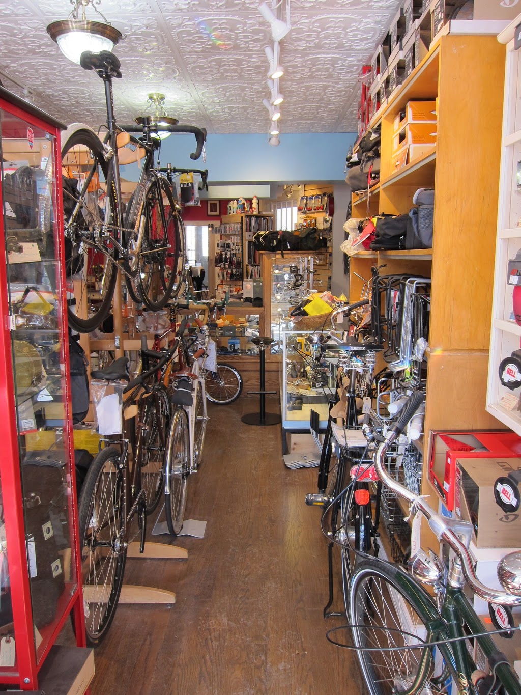 Hoopdriver Bicycles | 668 Annette St, Toronto, ON M6S 2C8, Canada | Phone: (647) 344-9120