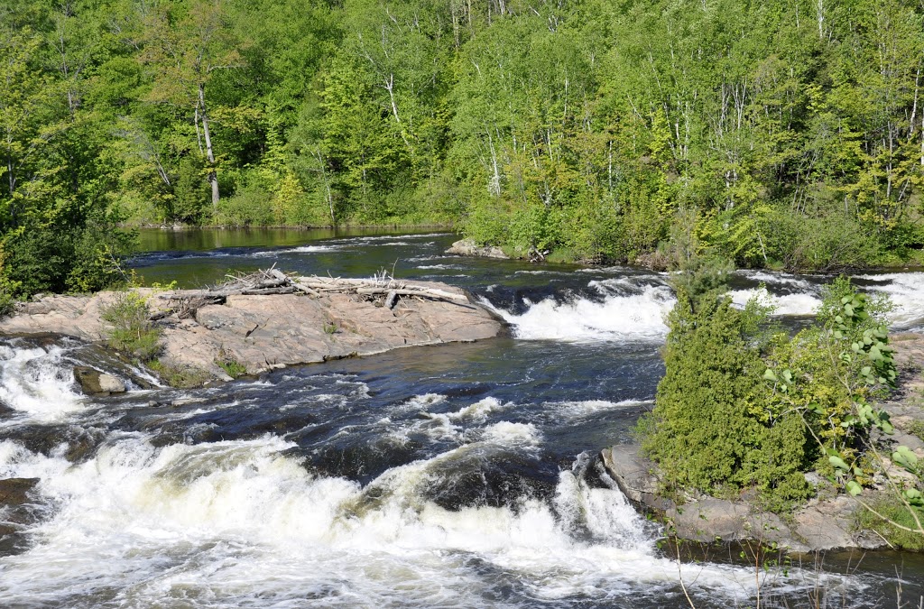 Shawinigan River Linear Park | 2812 Rue Trudel Shawinigan, QC G9N 6T6 Rue Trudel, Shawinigan, QC G9N 6T6, Canada