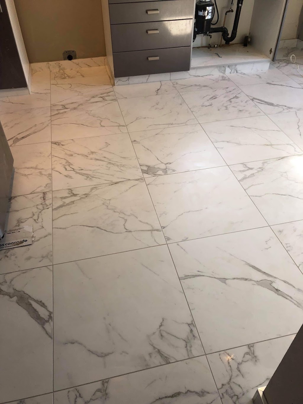 ELLAMIL tiling | #1298, Winnipeg, MB R2X 0K9, Canada | Phone: (204) 898-8671