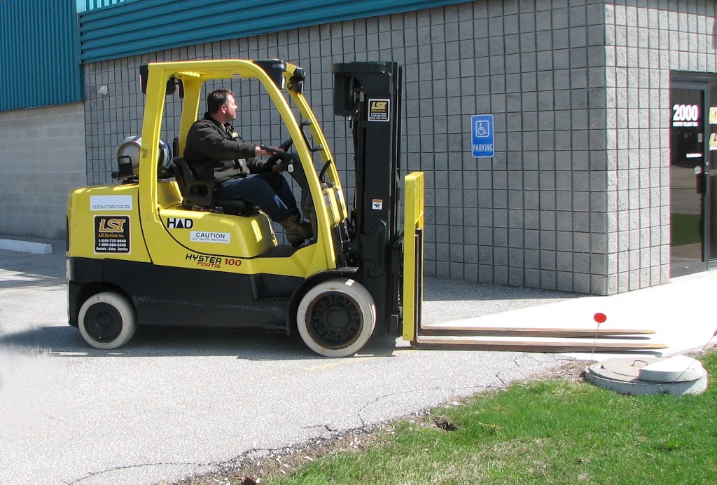 Lift Services Inc. | 2000 N Talbot Rd Suite #1, Windsor, ON N9A 6J3, Canada | Phone: (519) 737-9848