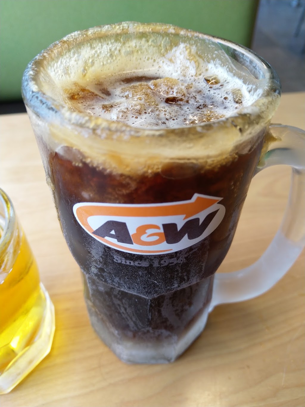 A&W Canada | 4255 Strandherd Dr, Ottawa, ON K2J 6E5, Canada | Phone: (613) 823-2510