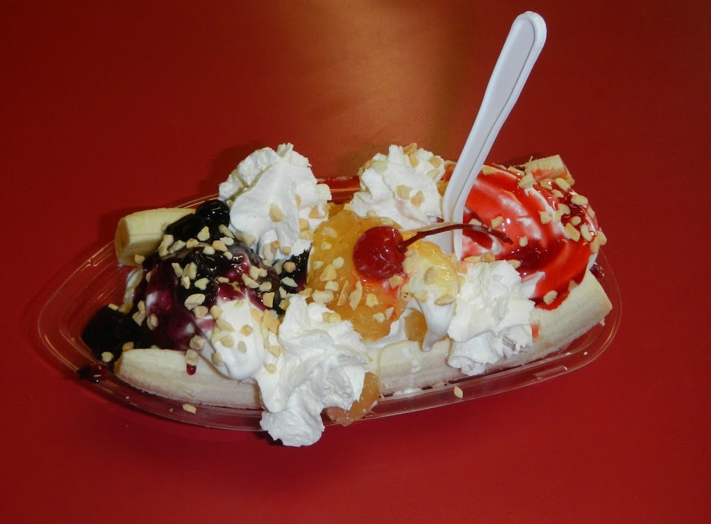 Licks n Splits Ice Cream | 325 Main St, Sicamous, BC V0E 2V1, Canada | Phone: (250) 836-0129