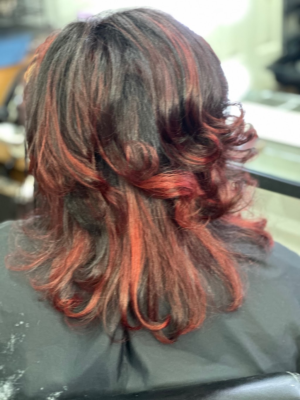 Sadia’s Shears | Settlement Trail #3728, London, ON N6P 0A6, Canada | Phone: (416) 837-8778