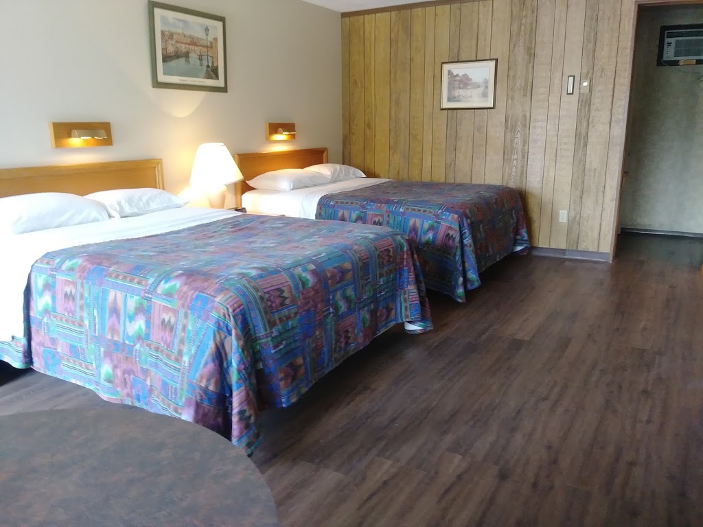 Moonlight Motel | 6160 Hwy 7, Havelock, ON K0L 1Z0, Canada | Phone: (705) 778-3332