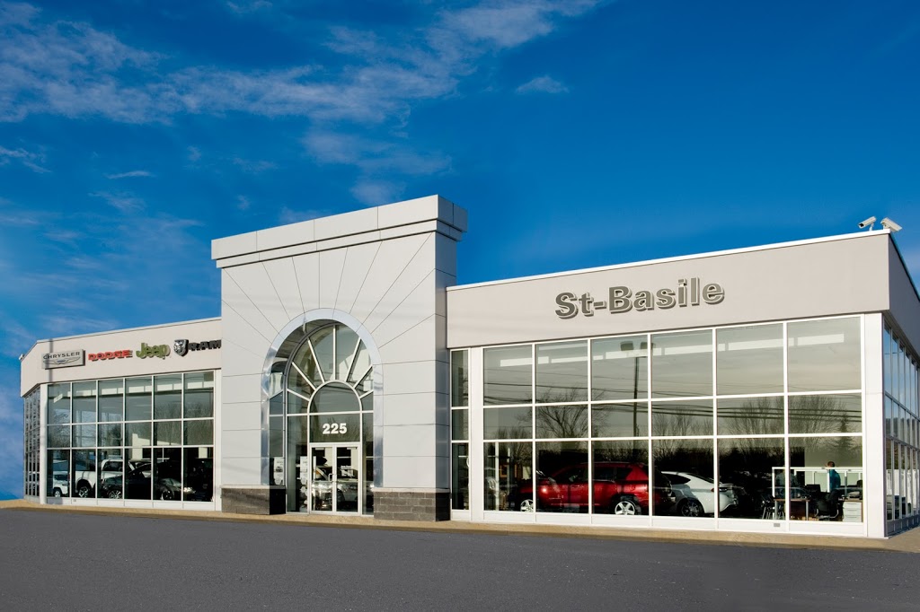 Dodge Chrysler Jeep Ram De Saint-Basile | 225 Boul Sir-Wilfrid-Laurier, Saint-Basile-le-Grand, QC J3N 1M2, Canada | Phone: (450) 653-0114