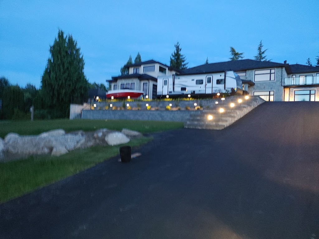 Lower Mainland Landscape Lighting | 30620 Progressive Way #306, Abbotsford, BC V2T 6Z2, Canada | Phone: (604) 704-9919