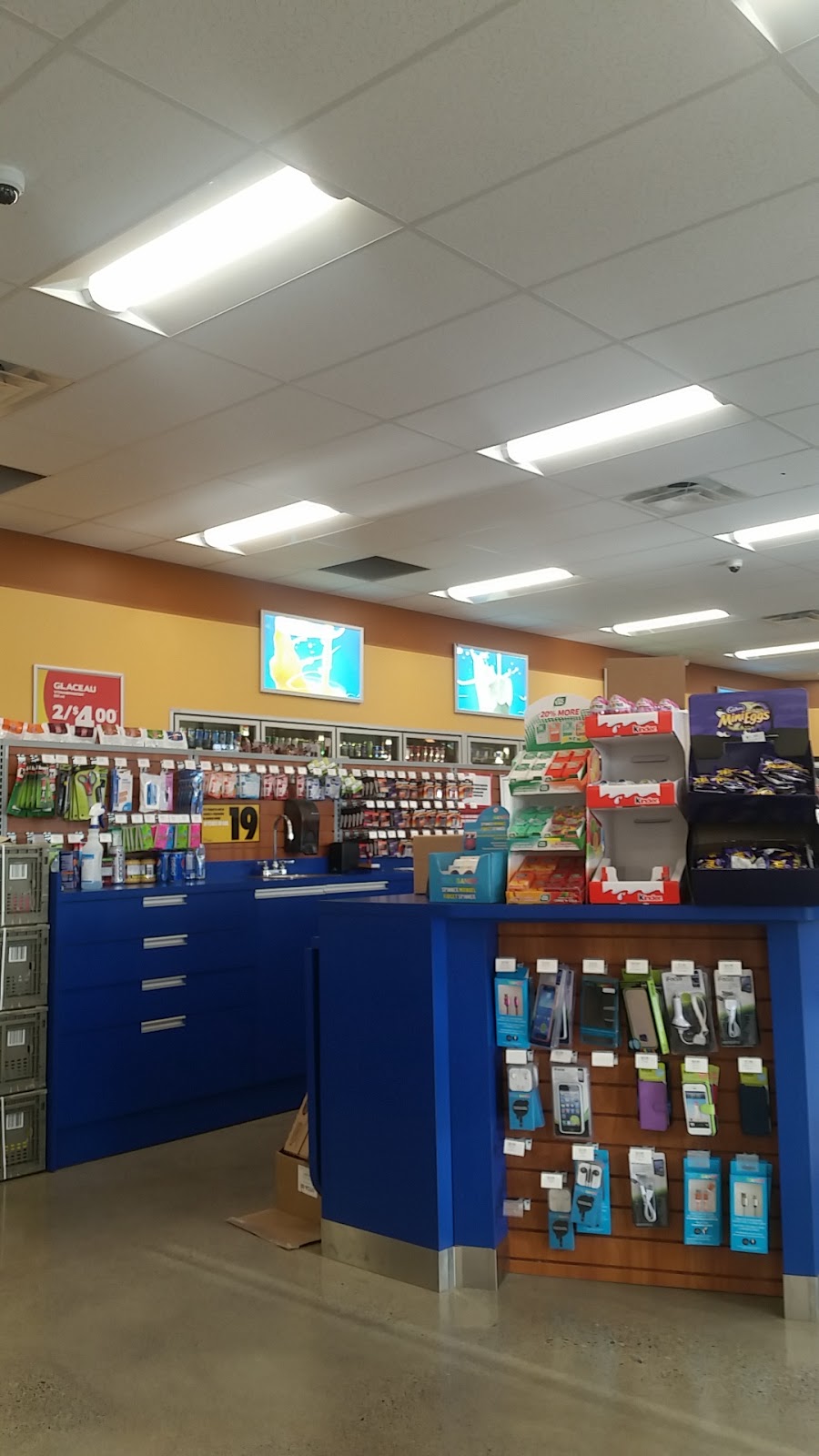 Ultramar | 1520 Courtneypark Dr E, Mississauga, ON L5T 2C7, Canada | Phone: (905) 795-9036