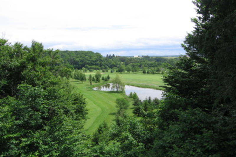 Club De Golf St-Michel-Des-Saints | 220 Chem. du Mont-Trinité, Saint-Michel-des-Saints, QC J0K 3B0, Canada | Phone: (450) 833-5050